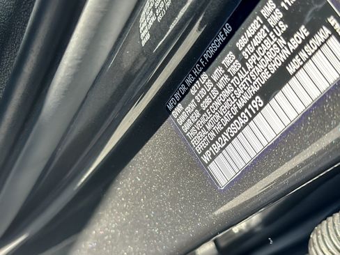 Certified 2025 Porsche Cayenne Coupe AWD/4WD image 28