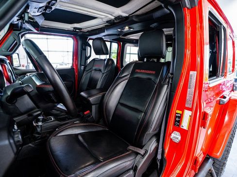 Used 2020 Jeep Wrangler Unlimited Rubicon w/ Dual Top Group image 37
