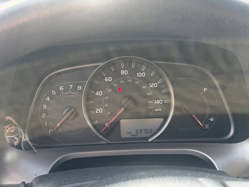 Used 2015 Toyota RAV4 XLE FWD image 5
