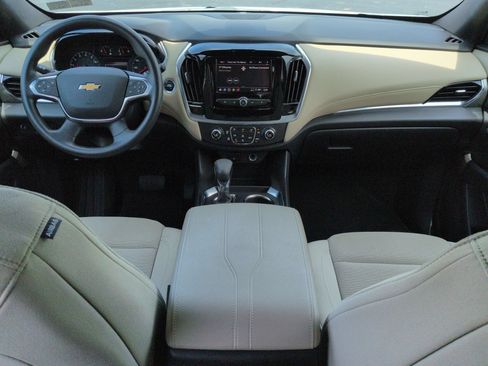 Certified 2022 Chevrolet Traverse LS AWD/4WD image 20