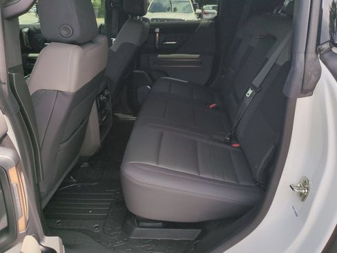 Used 2025 GMC Hummer EV 3X AWD/4WD image 26