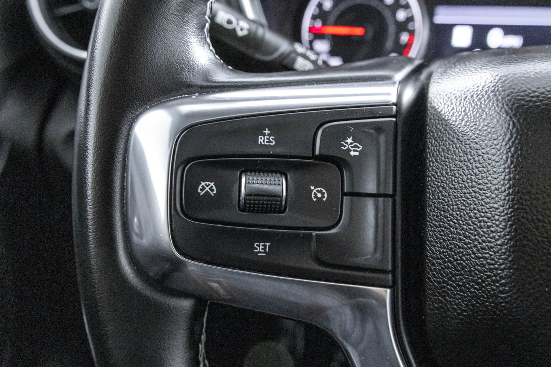 Used 2024 Chevrolet Blazer LT w/ Sound & Technology Package AWD/4WD image 28