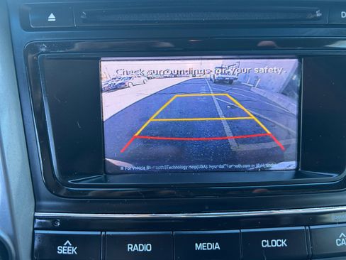 Used 2017 Hyundai Tucson SE image 27