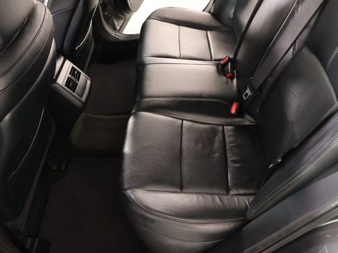 Used 2013 Toyota Avalon XLE image 11