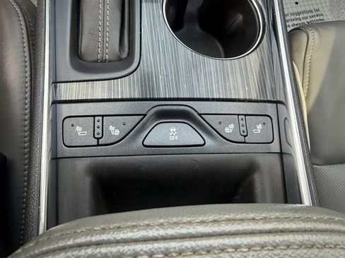 Used 2018 Chevrolet Impala Premier image 19