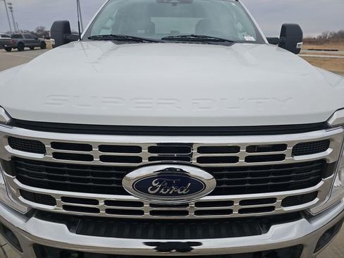 Used 2024 Ford F250 XLT w/ FX4 Off-Road Package image 30