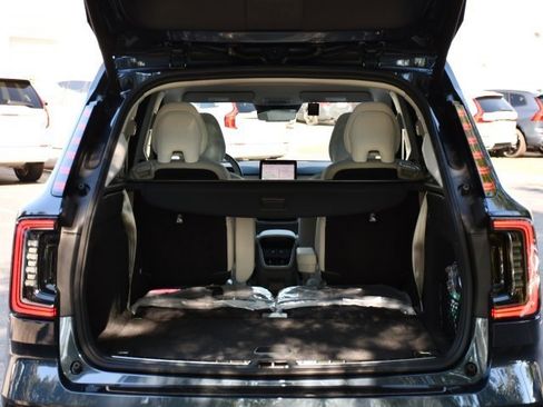 New 2025 Volvo EX90 Ultra w/ Protection Package Premier image 29