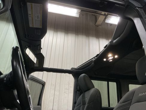 Used 2021 Jeep Wrangler Unlimited Sahara w/ Cold Weather Group image 20