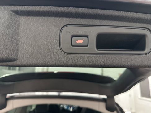 Used 2024 Honda Odyssey Touring image 40