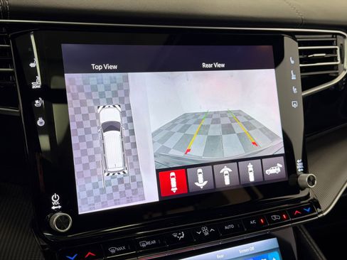 Used 2022 Jeep Grand Wagoneer Series II image 29