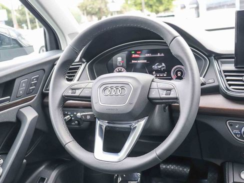 Used 2023 Audi Q5 2.0T Prestige w/ Prestige Package AWD/4WD image 16