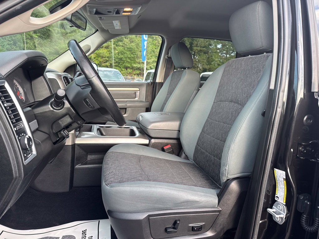 Used 2018 RAM 3500 Big Horn AWD/4WD image 10
