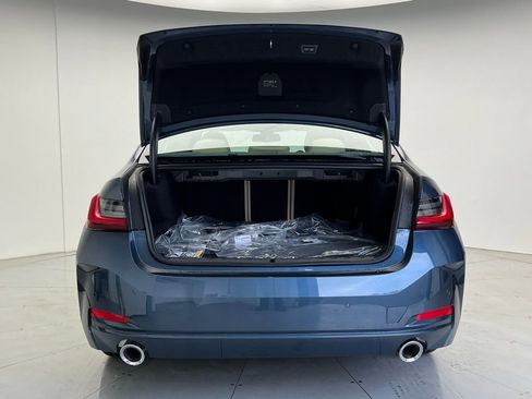 Used 2026 BMW 330i xDrive Sedan w/ Convenience Package image 5