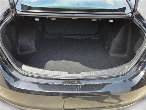 Used 2024 Chevrolet Malibu LT FWD image 6