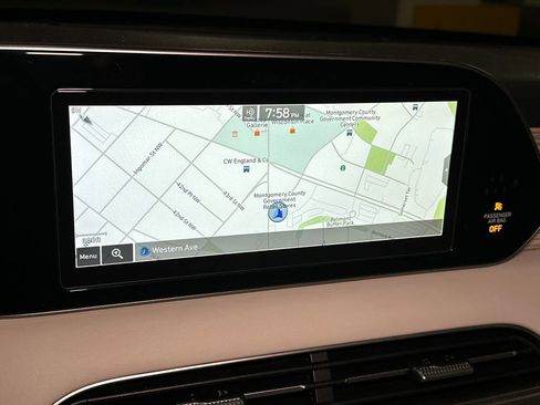 Used 2021 Hyundai Palisade SEL w/ Premium Package image 26