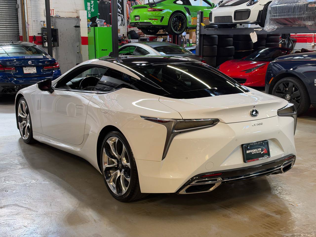 Used 2019 Lexus LC 500 Coupe w/ Touring Package RWD image 11