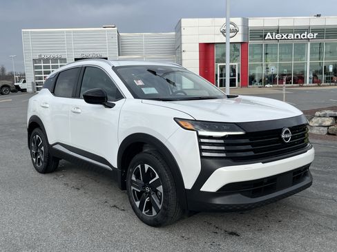 New 2026 Nissan Kicks SV w/ SV Premium Package image 1