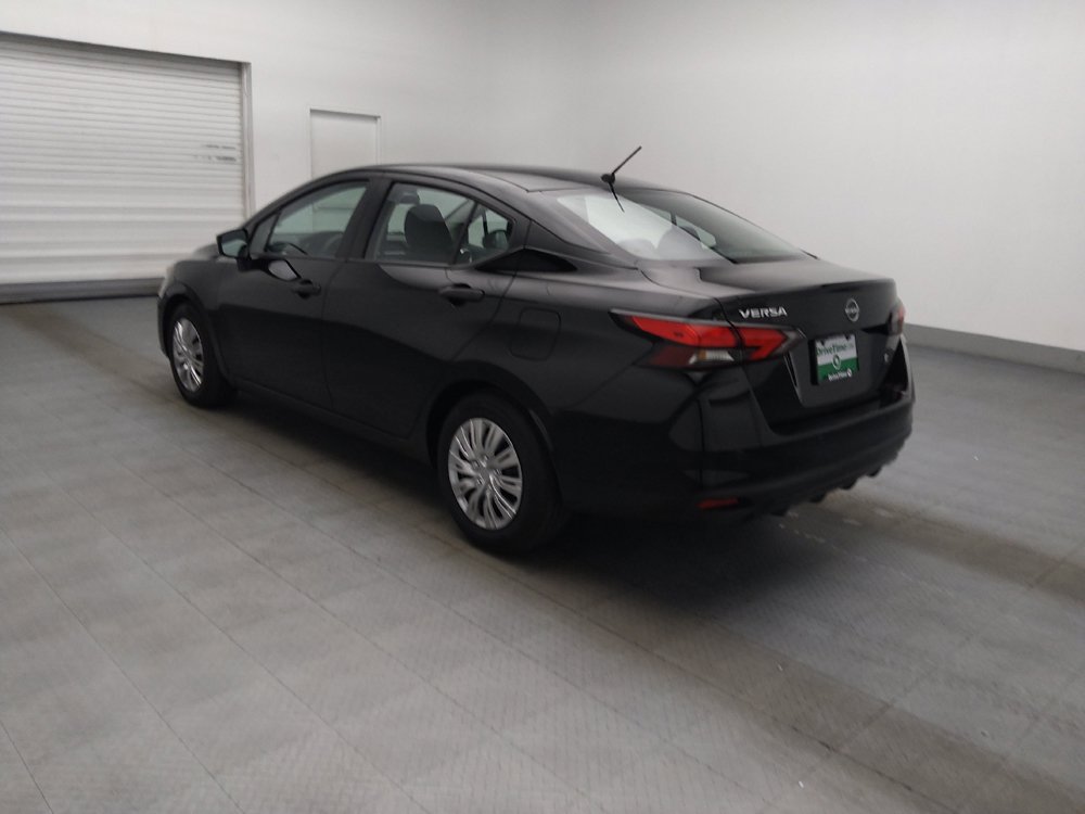 Used 2023 Nissan Versa S w/ Trunk Package FWD image 3