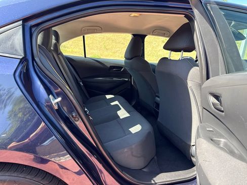 Used 2022 Toyota Corolla LE FWD image 23