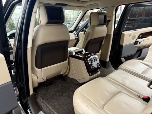 Used 2018 Land Rover Range Rover Long Wheelbase Supercharged image 21