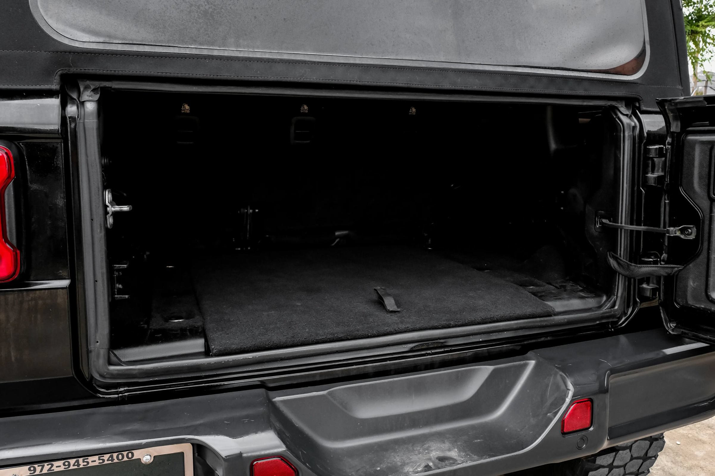 Used 2018 Jeep Wrangler Unlimited Sport S AWD/4WD image 58