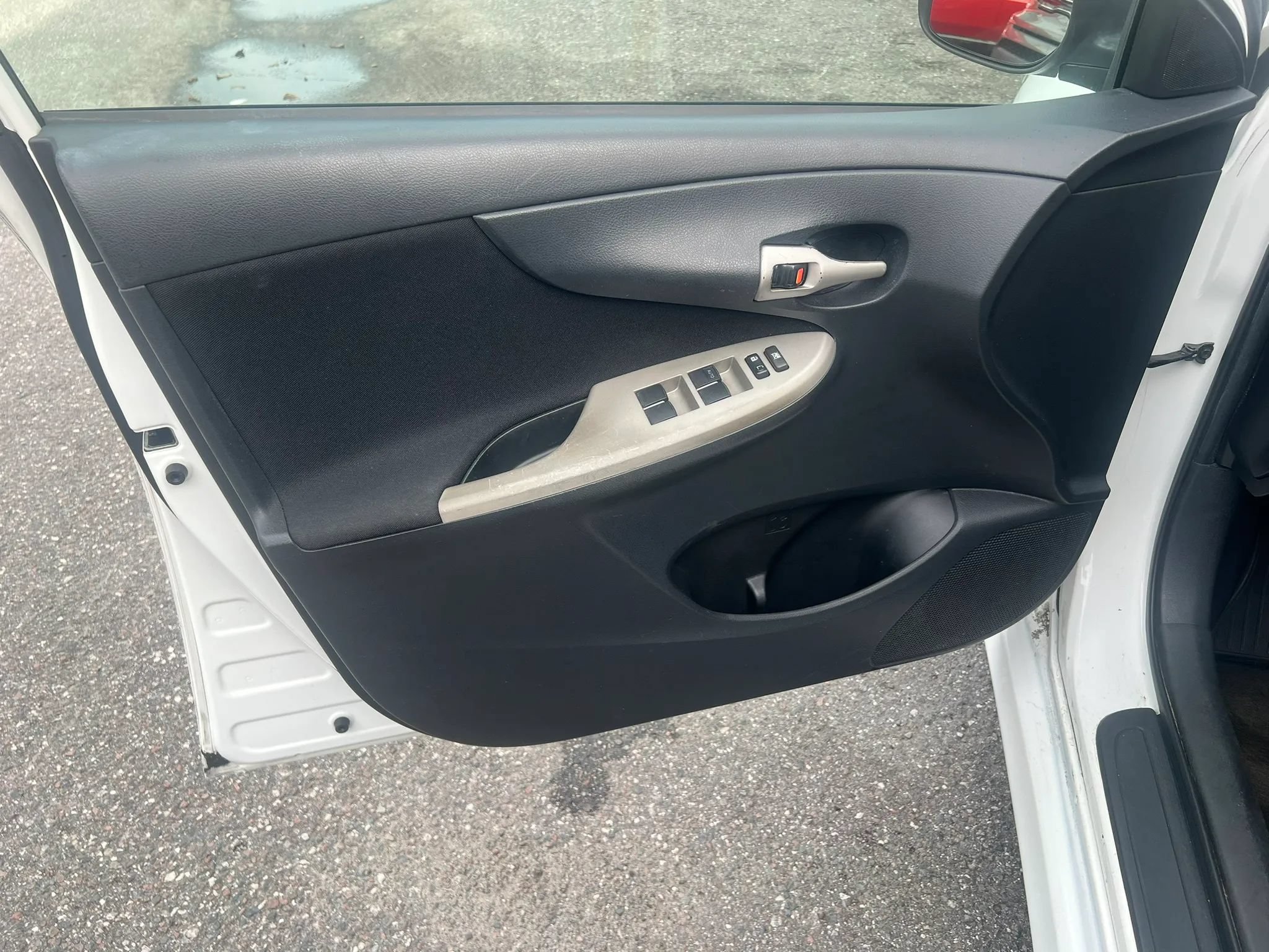 Used 2010 Toyota Corolla S w/ S EVP Pkg #3 FWD image 5