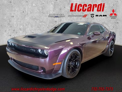 Used 2021 Dodge Challenger R/T Scat Pack RWD image 3