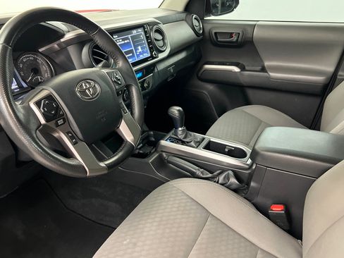 Used 2023 Toyota Tacoma SR5 RWD image 17
