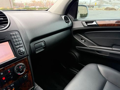 Used 2010 Mercedes-Benz ML 550 4MATIC image 23