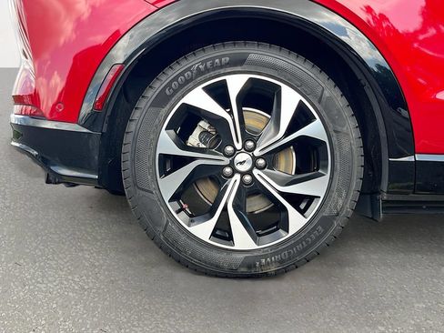 Used 2022 Ford Mustang Mach-E Premium AWD/4WD image 30