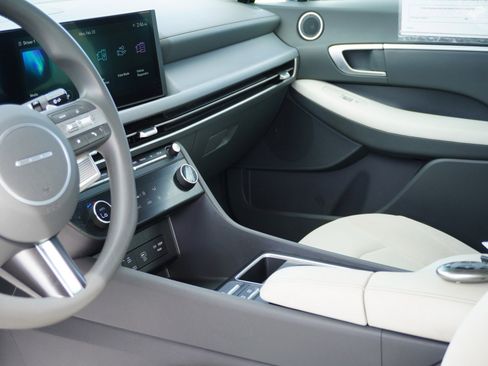 Used 2025 Hyundai Sonata SEL image 18
