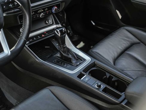 Used 2019 Audi Q3 2.0T Premium Plus w/ Premium Plus Package AWD/4WD image 20