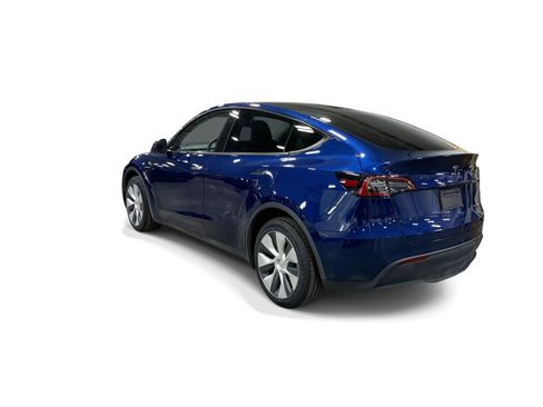 Certified 2023 Tesla Model Y AWD image 4