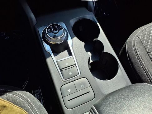 Used 2025 Ford Escape Active w/ Cold Weather Package FWD image 19