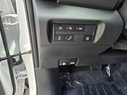 Used 2025 Nissan Kicks Play S FWD image 25