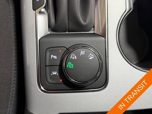 Used 2026 Chevrolet Blazer LT w/ Convenience Package AWD/4WD image 20