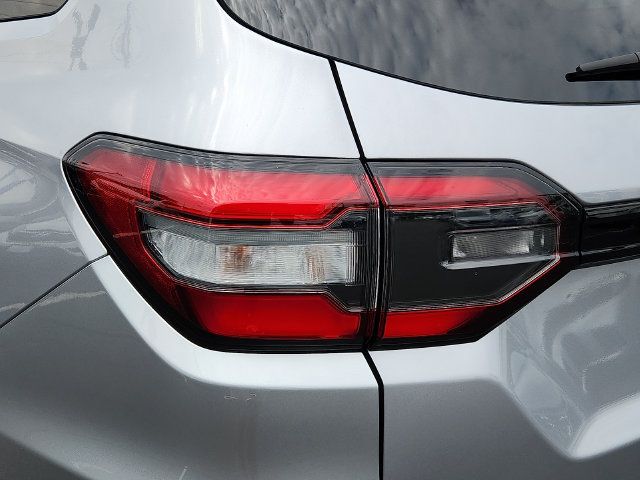 Used 2025 Honda Pilot TrailSport image 10