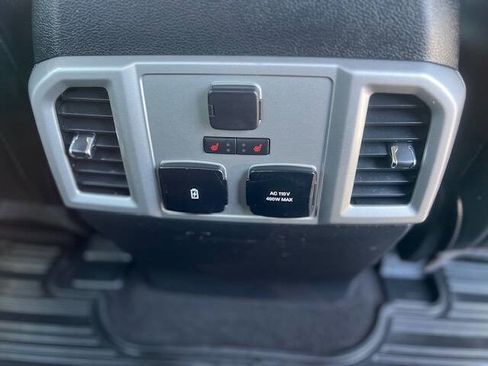Used 2019 Ford F350 Lariat image 23