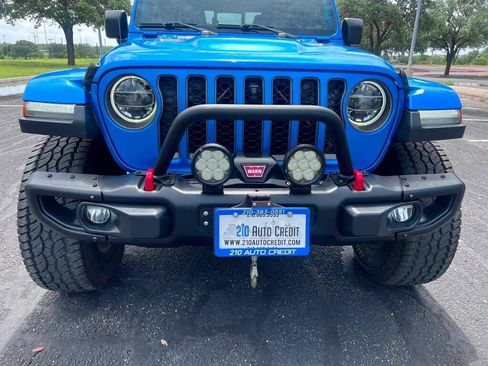 Used 2020 Jeep Gladiator Rubicon AWD/4WD image 4