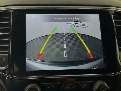 Used 2020 Jeep Grand Cherokee Altitude image 15