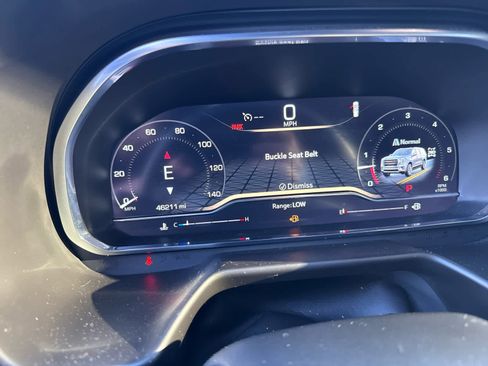 Used 2024 GMC Yukon AT4 w/ AT4 Premium Plus Package image 8