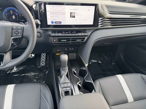 Certified 2026 Toyota Camry SE AWD/4WD image 2