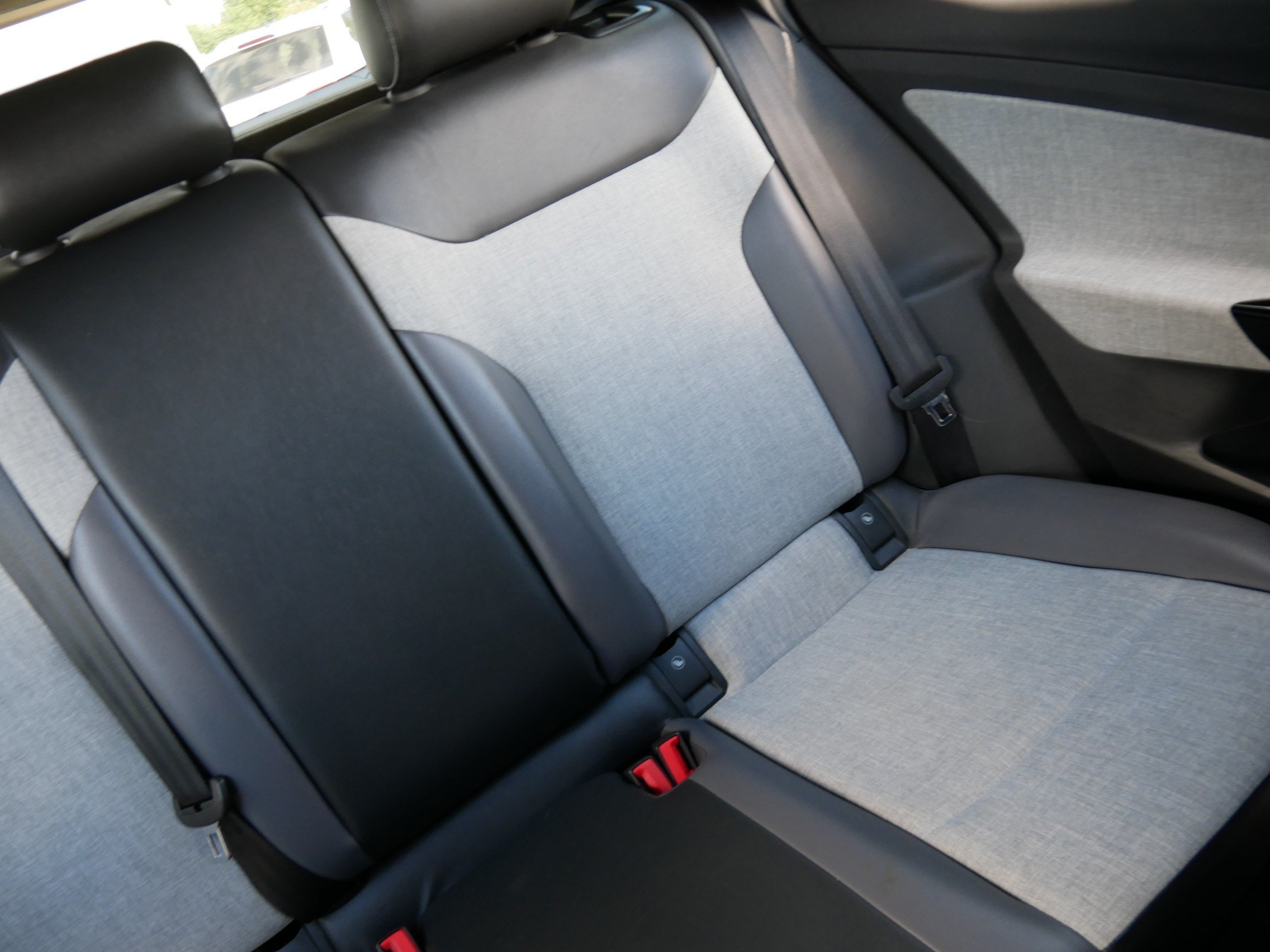 Certified 2023 Volkswagen ID.4 Pro AWD/4WD image 10