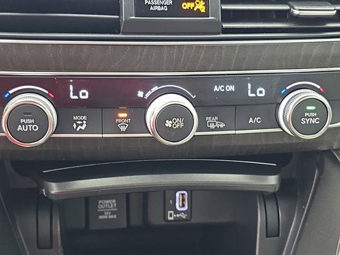 Used 2019 Honda Accord EX-L image 23