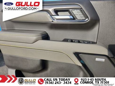 Used 2025 Chevrolet Silverado 1500 ZR2 w/ Technology Package image 19