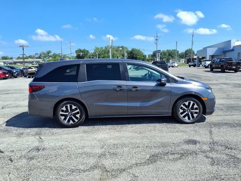 Used 2025 Honda Odyssey EX-L image 10