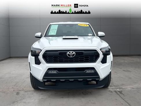 Certified 2024 Toyota Tacoma TRD Sport AWD/4WD image 8