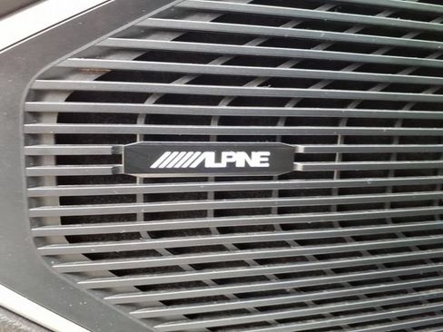 Used 2024 Jeep Wagoneer Series III AWD/4WD image 24
