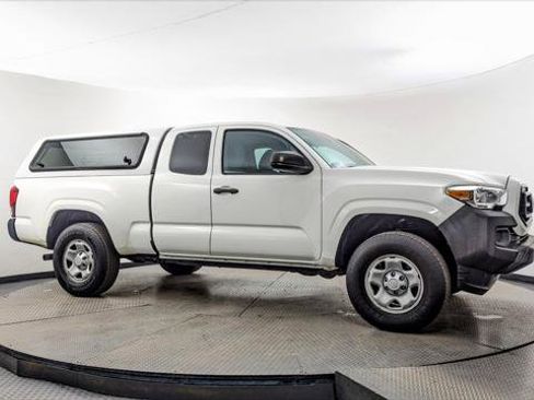 Used 2021 Toyota Tacoma SR image 11