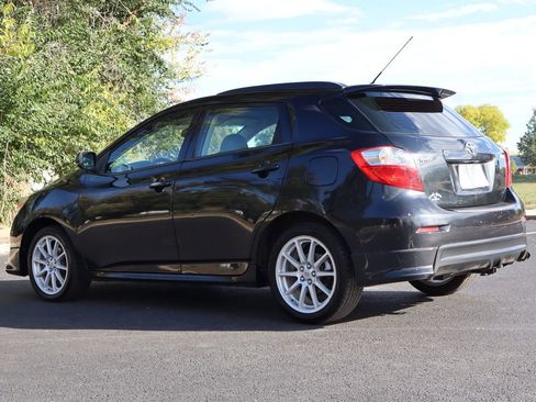 Used 2010 Toyota Matrix image 7